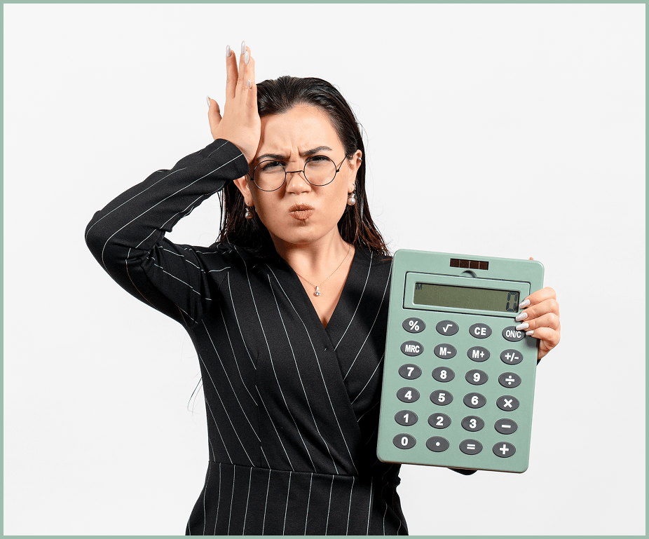 thumb-businesswoman-having-stress-office 1 (2) (1) (2) | Компания «АПИ» Что важно учесть при расчете среднего заработка с 1 сентября 2025 г.?